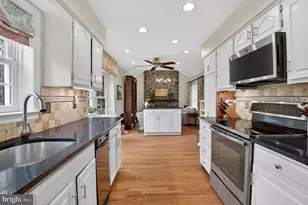 10714 Brewer House, Rockville, MD 20852 - Photo 16