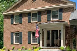 5 Trail House Ct, Rockville, MD 20850 - Photo 2