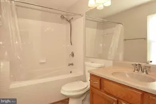 13103 Millhaven Pl, Germantown, MD 20874 - Photo 16