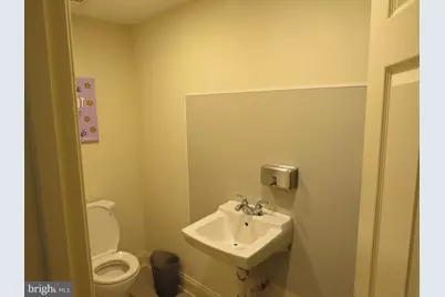 20400 Zion Road, Gaithersburg, MD 20882 - Photo 24