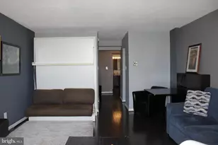 4 Monroe St, Rockville, MD 20850 - Photo 8