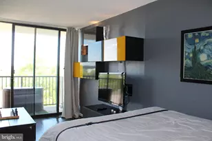 4 Monroe St, Rockville, MD 20850 - Photo 4