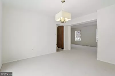 25945 Lasalle Court, Damascus, MD 20872 - Photo 14