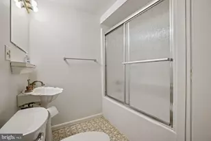 14911 Carrolton Rd, Rockville, MD 20853 - Photo 54