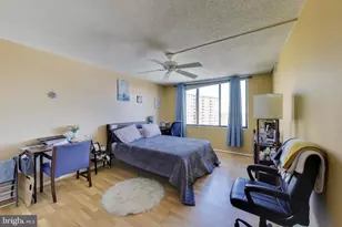 5225 Pooks Hill Rd, Bethesda, MD 20814 - Photo 12