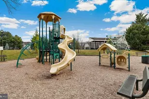 18905 Lark Song Terrace, Germantown, MD 20874 - Photo 16