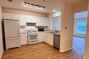 18905 Lark Song Terrace, Germantown, MD 20874 - Photo 4