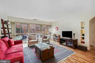 4970 Battery Ln, Bethesda, MD 20814 - Photo 4