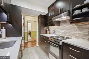 4970 Battery Ln, Bethesda, MD 20814 - Photo 2