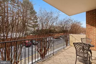 8101 Connecticut Ave, Chevy Chase, MD 20815 - Photo 18