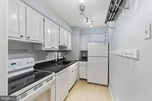 2224 Washington Ave, Silver Spring, MD 20910 - Photo 10