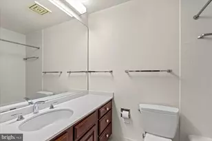 8101 Connecticut Ave, Chevy Chase, MD 20815 - Photo 22
