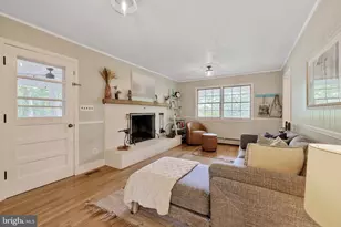 20720 Warfield Ct, Gaithersburg, MD 20882 - Photo 10