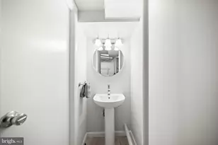 6005 Corbin Rd, Bethesda, MD 20816 - Photo 34