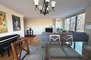 5225 Pooks Hill Rd, Bethesda, MD 20814 - Photo 8