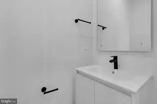 5372 Zenith Overlook, Bethesda, MD 20816 - Photo 8