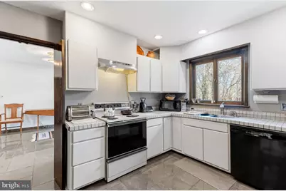 11001 Lockwood Drive, Silver Spring, MD 20901 - Photo 16