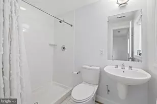 9607 Singleton Dr, Bethesda, MD 20817 - Photo 50
