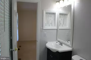 7927 Jensen Pl, Bethesda, MD 20817 - Photo 22