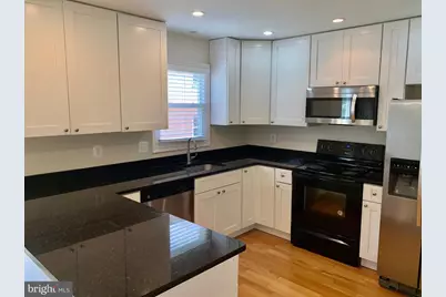 1569 Templeton Place, Rockville, MD 20852 - Photo 2