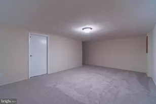 9416 Penshurst Ct, Gaithersburg, MD 20886 - Photo 18