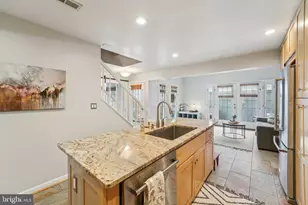 20610 Highland Hall Dr, Montgomery Village, MD 20886 - Photo 14