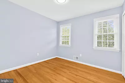 686 College Parkway, Rockville, MD 20850 - Photo 32