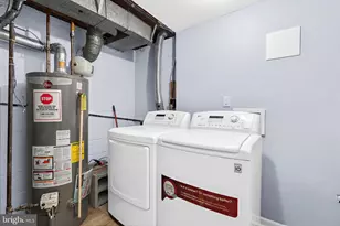 686 College Pkwy, Rockville, MD 20850 - Photo 38