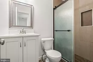 15727 Ambiance Dr, North Potomac, MD 20878 - Photo 24