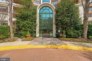 10101 Grosvenor Pl, Rockville, MD 20852 - Photo 10
