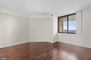 10101 Grosvenor Pl, Rockville, MD 20852 - Photo 22