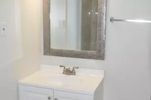 740 Quince Orchard Blvd, Gaithersburg, MD 20878 - Photo 18