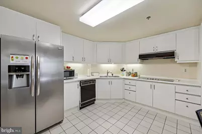 5600 Wisconsin Avenue #709, Chevy Chase, MD 20815 - Photo 14