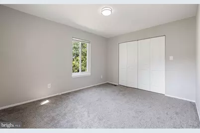 19422 Thomas Farm Road, Montgomery Village, MD 20886 - Photo 20