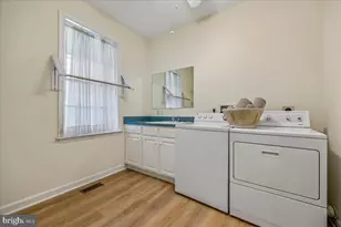 11021 Daybreak Ct, North Bethesda, MD 20852 - Photo 16