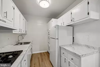 10500 Rockville Pike #328, Rockville, MD 20852 - Photo 20