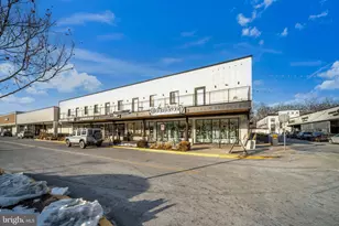 11326 Emerald Park Rd, Potomac, MD 20854 - Photo 34