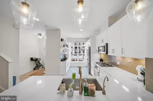 11326 Emerald Park Rd, Potomac, MD 20854 - Photo 10