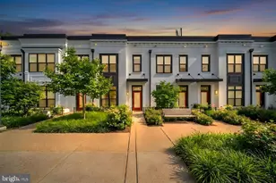 11326 Emerald Park Rd, Potomac, MD 20854 - Photo 2