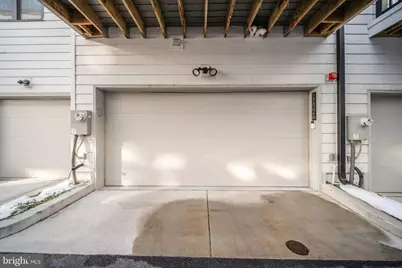 11326 Emerald Park Road, Potomac, MD 20854 - Photo 32