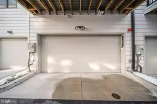 11326 Emerald Park Rd, Potomac, MD 20854 - Photo 32