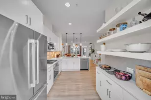 11326 Emerald Park Rd, Potomac, MD 20854 - Photo 8