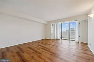 4601 N Park Ave, Chevy Chase, MD 20815 - Photo 10