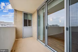 4601 N Park Ave, Chevy Chase, MD 20815 - Photo 8