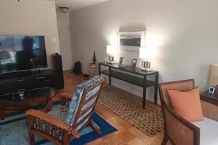 10208 Rockville Pik, Rockville, MD 20852 - Photo 4