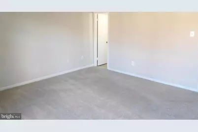 762 Quince Orchard Boulevard #762-102, Gaithersburg, MD 20878 - Photo 8