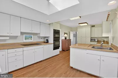 5208 Woodlawn Avenue, Chevy Chase, MD 20815 - Photo 14