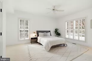 10405 Sandringham Ct, Potomac, MD 20854 - Photo 32