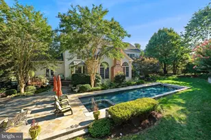 10405 Sandringham Ct, Potomac, MD 20854 - Photo 80