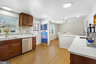 19105 N Pike Creek Pl, Montgomery Village, MD 20886 - Photo 14